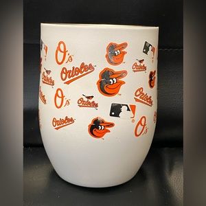 MLB Baltimore Orioles 18 Ounce Metal Wine‎ Glass Tumbler Stemless